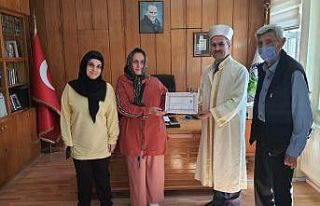 Gürcistanlı Irma Müslüman olup Irmak adını aldı