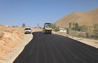 Gürpınar Belediyesinden asfalt çalışması