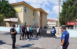 Güvenli Eğitim Uygulamasında 5 kişi yakalandı,...