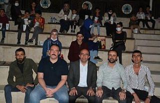 Hakkari Belediyesinin açık hava sineması kentte...