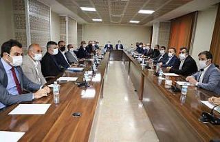 Hakkari’de ‘Eğitime Destek Platformu’ toplantısı