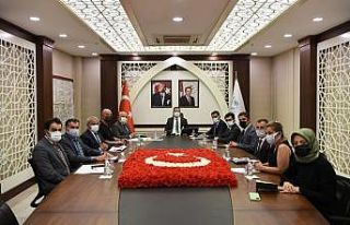 Hakkari’de öğrencilerin yurt sorunu ele alındı