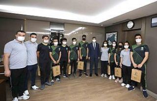 Hayallerine ilk adımlarını attılar