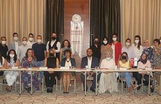 Hayat Hastanesi hemşirelerine liderlik eğitimi