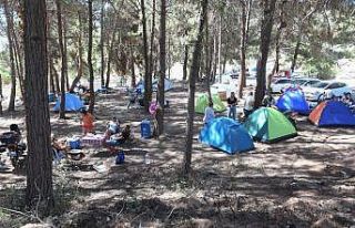 Her yaştan kampçı yeni "bi" kampta buluştu