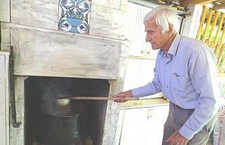 Hisarcık’ta organik üzüm pekmezi imalatı başladı