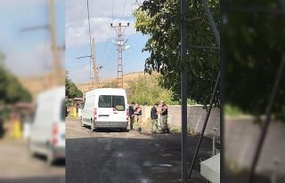 İhbar üzerine durdurulan minibüste 83 gram eroin...