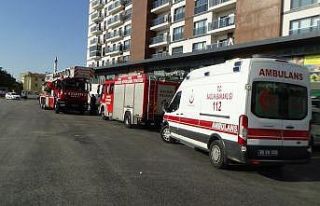 İntihar girişiminde bulunan genç kızı polis ikna...