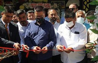 İş yerinin açılışını Başkan Albayrak yaptı