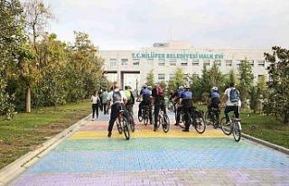 İşe bisikletle geldiler