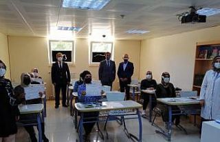 İşitme engelliler okuma yazma öğrendi
