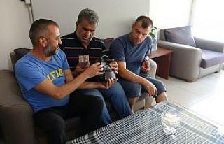 İşsiz vatandaş içinde 2 bin lira bulunan çantayı...