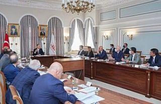 İstanbul Valisi Yerlikaya, devlet üniversitesi rektörleri...