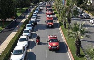 İtfaiye araçları şehir turu yaptı