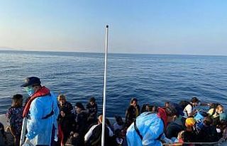 İzmir açıklarında 172 düzensiz göçmen kurtarıldı
