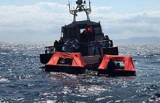 İzmir açıklarında 184 düzensiz göçmen kurtarıldı