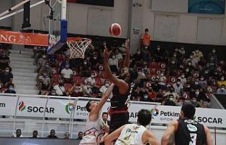 İzmir derbisi Pınar Karşıyaka’nın