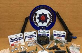 İzmir’de uyuşturucu operasyonu: 1 gözaltı