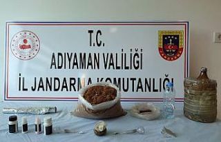 Jandarma ekipleri uyuşturucu ele geçirdi