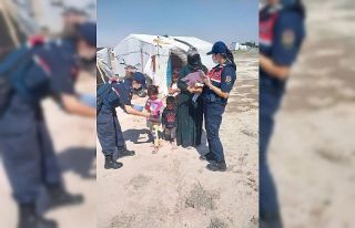 Jandarmadan tarım işçisi kadınlara KADES eğitimi