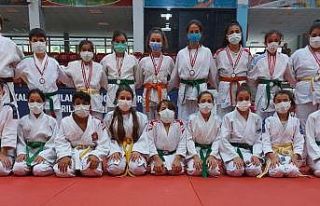 Judocular, Fuar Kupası’ndan madalyalarla döndü