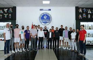 Kağıtspor Voleybolda imzalar atıldı