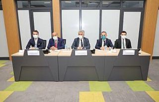 Kamu kurum müdürleriyle yatırım ve projeler değerlendirildi