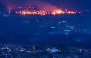 Kanarya Adaları’ndaki yanardağ felaketinde 350...