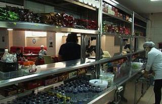Kantinlerde pandemi tedbirleri artırıldı