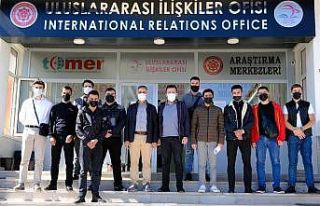 Karabağ şehit ve gazilerinin çocukları Sivas’a...