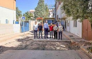 Karacabey’de alt yapı ve asfalt çalışmaları...