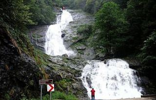 Karacaören Şelalesine ‘Cam Seyir’ platformu