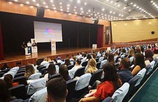 Kariyer Merkezi, ‘İş Aramak Da Bir İştir’...