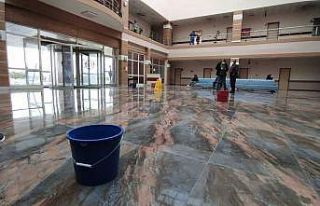 Kars’ta damlayan üniversite hastanesine kovalı...