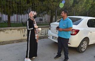 Kaybettiği cüzdanına Yunusemre Belediyesi personeli...