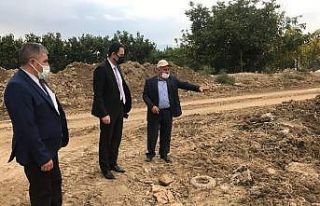Kaymakam Bolat selden etkilenen köyde incelemelerde...
