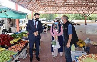 Kaymakam Gülderen, pazar yerini denetledi