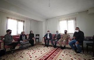 Kaymakam hanımdan şehit ailelerine yakın ilgi