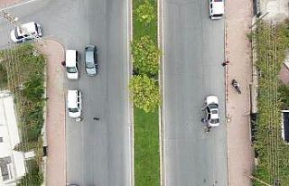 Kayseri’de polis ekiplerinden okul çevrelerinde...