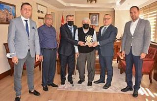 Kayserili işadamından hastaneye 400 bin TL’lik...