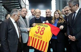 Kayserispor eski başkanlarından Recep Mamur hayatını...