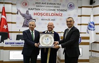 KAYSO’da yılın ahisi Mehmet Kabak’a kaftanı...