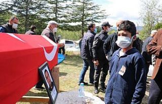 Kazada eşiyle birlikte hayatını kaybeden komiser...