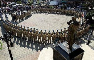 Komandolar Ayancık’tan ayrıldı