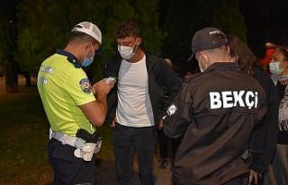 Konser için gelenlere HES ve aşı sorgulaması