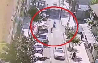 Koşarak yola atlayan kadına motosiklet çarptı:...