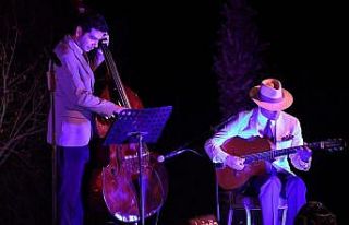Kuşadası caz konserine ev sahipliği yaptı