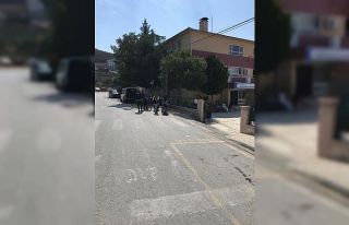 Kuşadası’nda polis okullarda denetim yaptı