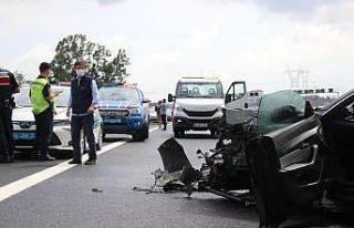Kuzey Marmara Otoyolunda 3 araçlı zincirleme kaza:...