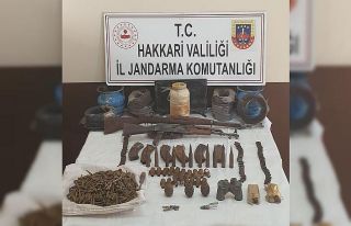 Mağarada silah ve mühimmat ele geçirildi